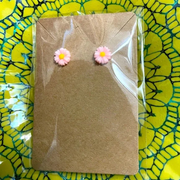 🌸🌸🌸🌸Pink Daisy earrings - Picture 1 of 1